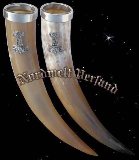 Prunkhörner mit Zinnrand und kleinen Thorhammer 0,3 Liter
