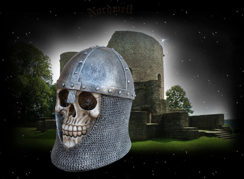 Ritterschädel mit Kettenhaube Totenschädel Totenkopf Skull Polyresin Totenkopf