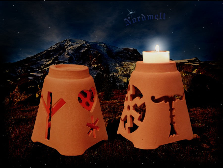 Brauchtumsleuchter Sonnenwende Julleuchter mit Irminsul, Sonnenrad, Hagal- Rune und Herz. 