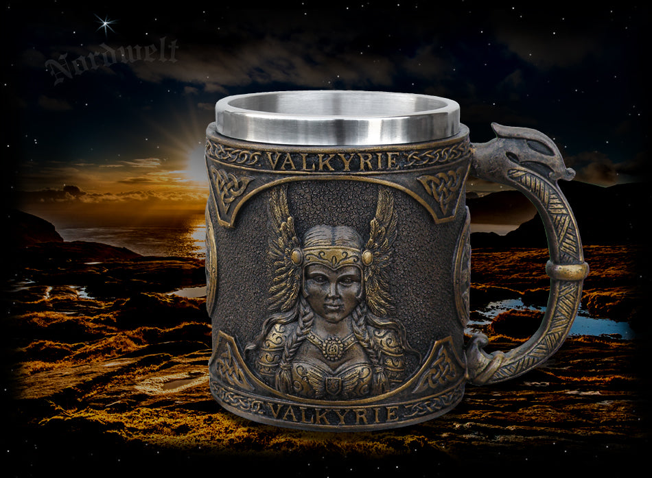 Kelch Becher Valkyria Walküre Odins Jungfrau Schildmaid Schlachtjungfer Schildjungfer Polyresin