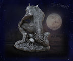 Mannwolf Statue Werwolf mit Totenkopf Mythologie Skulptur Figur Polyresin