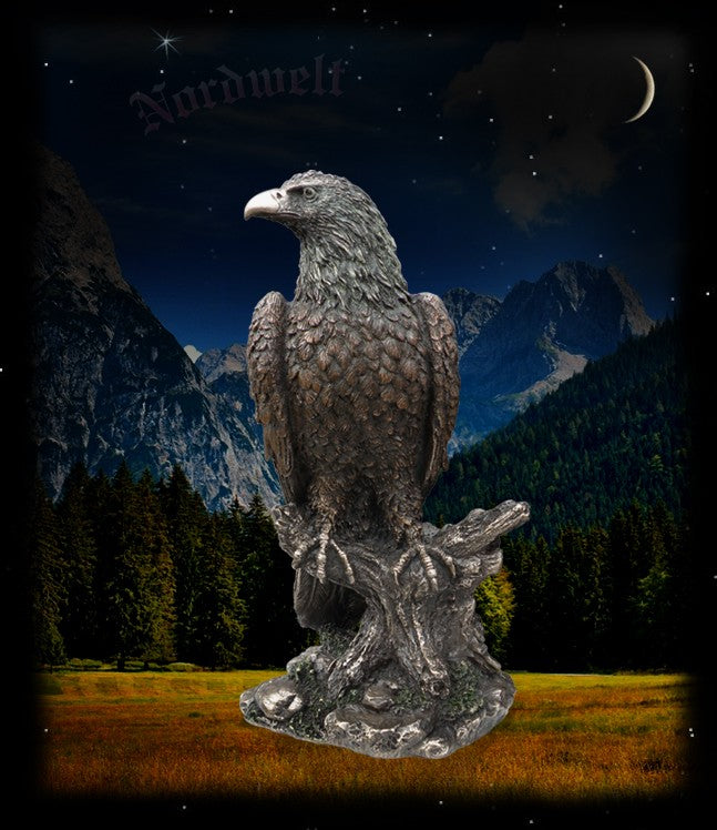 Adler Hräsvelg bronziert Statue Figur Wächter in der Weltenesche Yggdrasil 