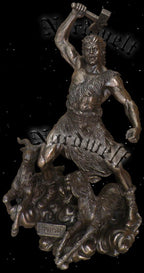 Gott Thor mit Thorshammer in der Hand, der Zermalmer Mjönir Thors-Hammer Donnergott Donar