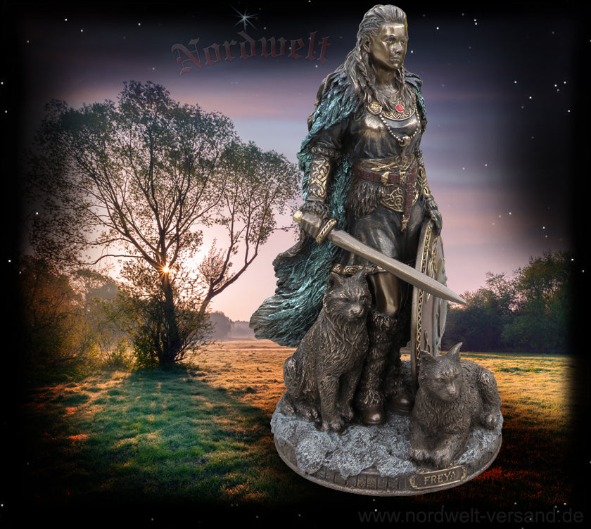 Freya Göttin der Liebe der Fruchtbarkeit und Frühling bronziert Figur Statue